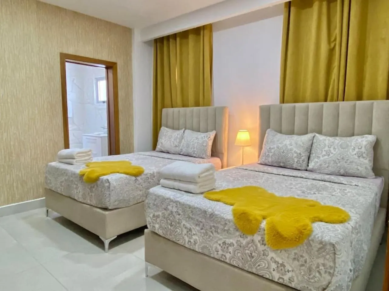 Elegant City Center Condo Santo Domingo