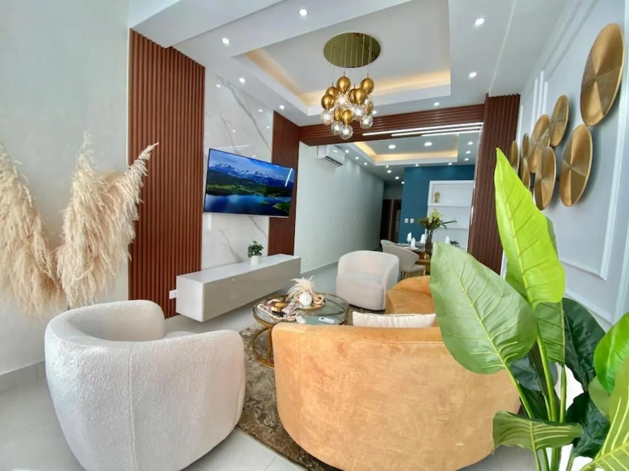 Elegant City Center Condo Santo Domingo Holiday home